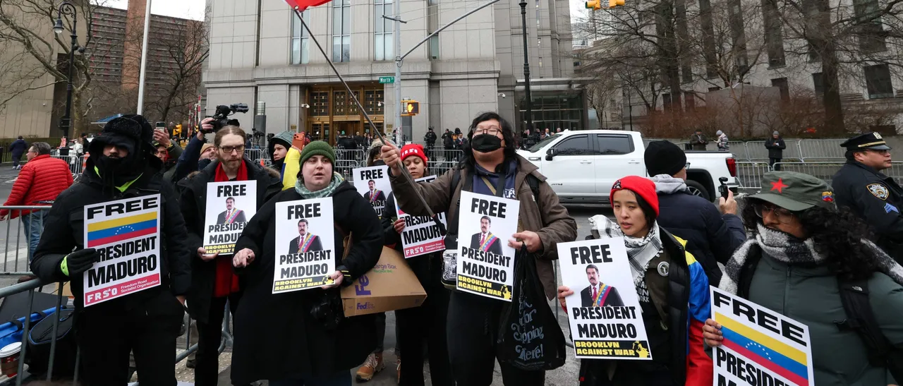 TOPSHOT-US-VENEZUELA-CONFLICT-MADURO