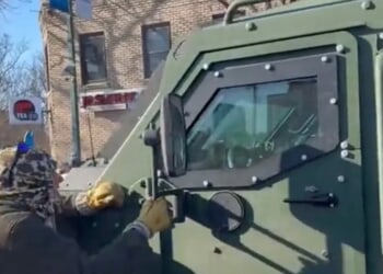 Chaos Erupts In Minneapolis After Second Fatal Federal Agent-Involved Shooting