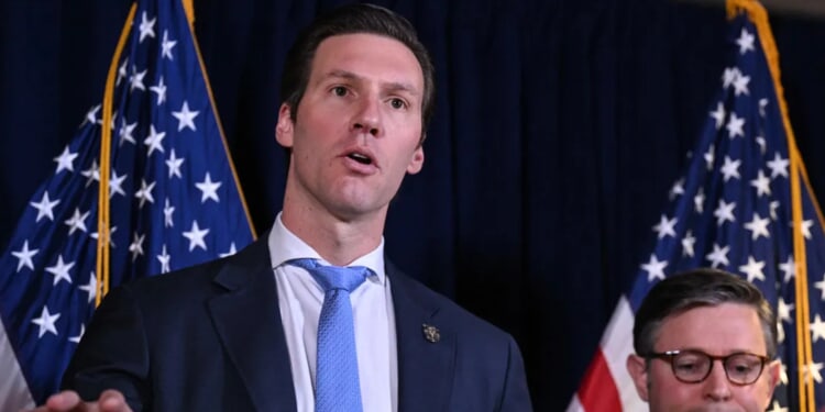 EXCLUSIVE: GOP Rep Introduces Bill To Prioritize American Homeownership Over Wall Street Leeches