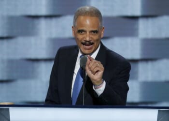 Eric Holder Calls Trump a Dictator Clinging to Power With ICE Acting As His Gestapo – Twitchy