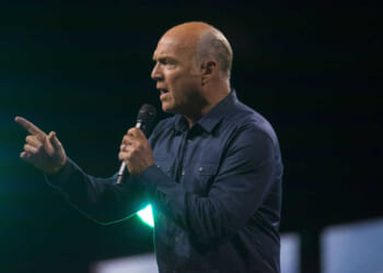 Greg Laurie Breaks Down Why Christians Must Defend Jews – Faithwire