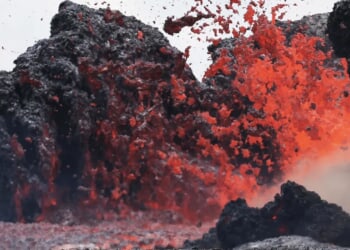 Hawaii: Kilauea Volcano Erupts, Unleashes Lava Fountains For 40th Time Since 2024