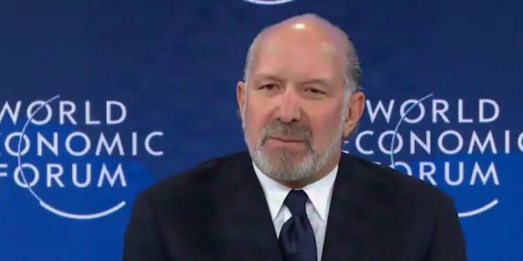 Howard Lutnick Rips Globalist Elites To Their Faces For Pillaging American Dream