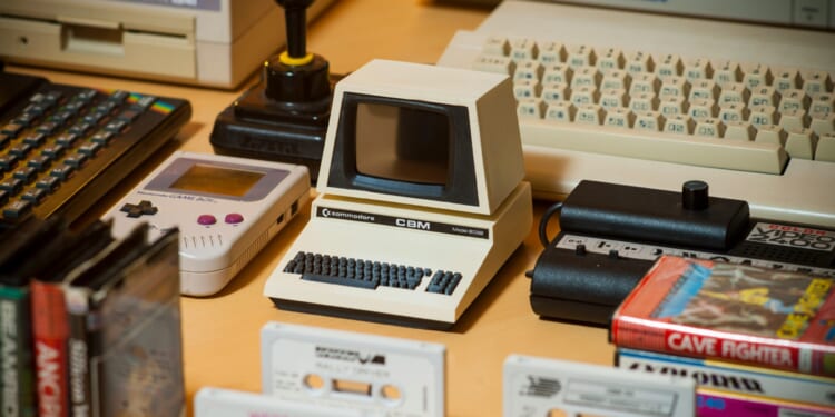 It Was Bound to Happen: Brooklyn Hipsters Now Want to Return to the ’90s Internet | The American Spectator