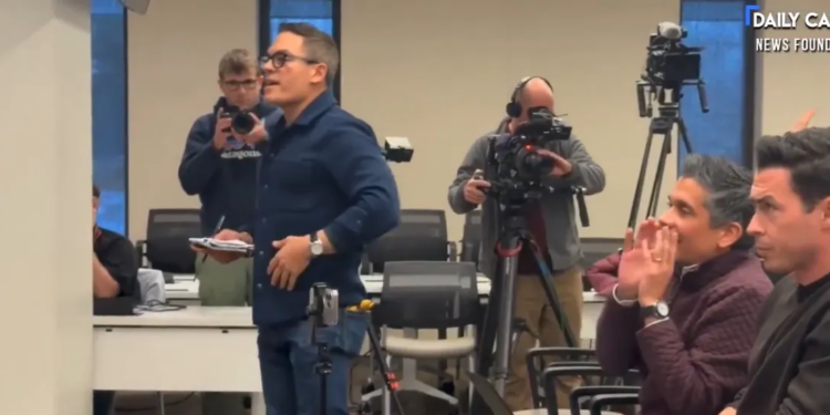 Journalists Lose Their Minds When Border Agent Tells Minnesotans To Stop Clogging 911 System