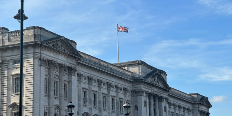 King faces criticism for multifaith Christmas speech