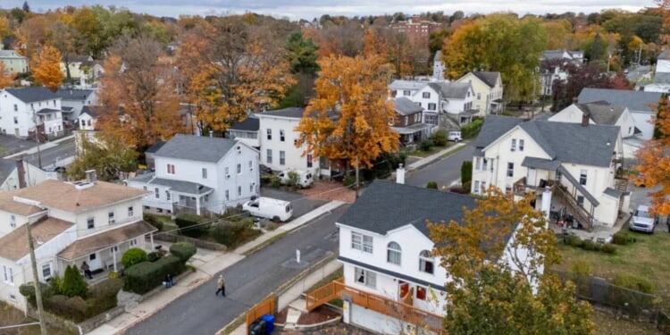 Mysterious Noise Leaves Small Connecticut City Disturbed, Sleepless And Demanding Answers