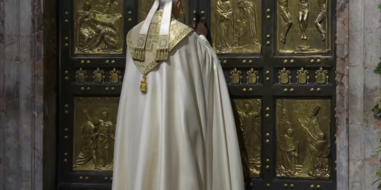 Pope Leo XIV closes St. Peter’s Holy Door, concluding Jubilee of Hope