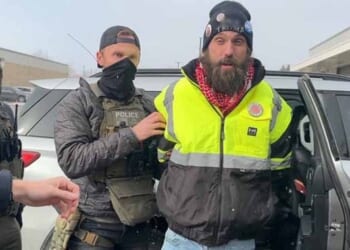 Professional Agitator Who Told AG Pam Bondi to Arrest and Charge Him Gets His Wish – Twitchy