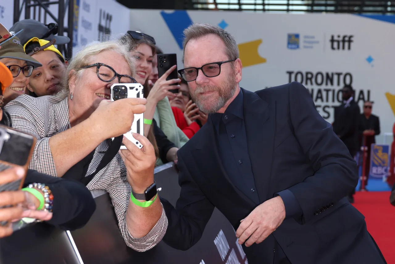 TORONTO, ONTARIO - SEPTEMBER 12: Kiefer Sutherland attends the premiere of "Takin' Care of Business" during the 2024 Toronto International Film Festival at Roy Thomson Hall on September 12, 2024 in Toronto, Ontario. (Photo by Brian de Rivera Simon/Getty Images)