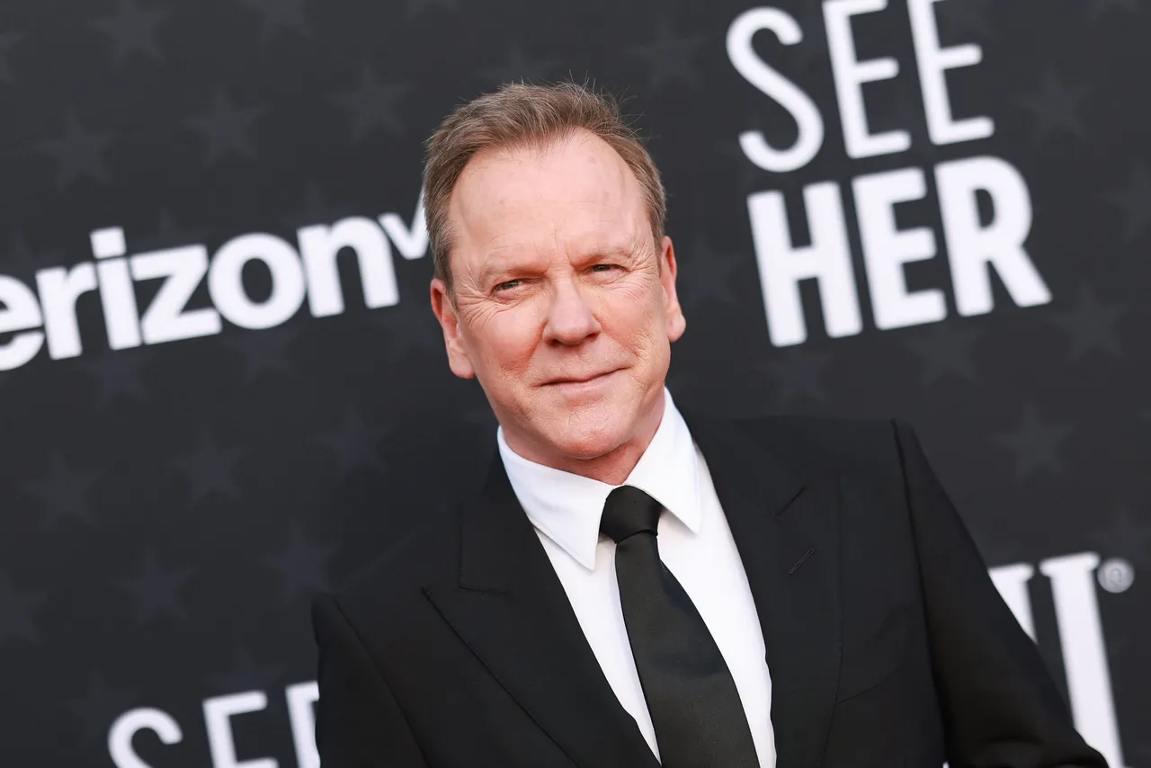 SANTA MONICA, CALIFORNIA - JANUARY 14: Kiefer Sutherland attends the 29th Annual Critics Choice Awards at Barker Hangar on January 14, 2024 in Santa Monica, California. (Photo by Matt Winkelmeyer/Getty Images for Critics Choice Association)