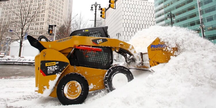 Southwestern Michigan Forecast To See Feet Of Lake-Effect Snow, Strong Winds As Winter System Zones In On Great Lakes