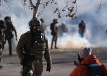 Tensions High After U.S. Border Patrol Shoots Armed Assailant in Minnesota – Twitchy