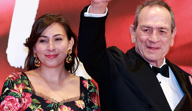 Tommy Lee Jones's Daughter Found Dead on New Year's Day, She Was 34 – Twitchy