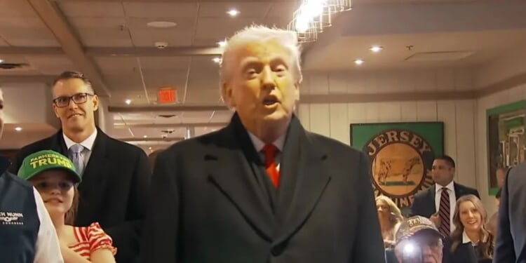 Trump Criticizes Alex Pretti For Having Gun Amid Fatal Border Patrol Confrontation