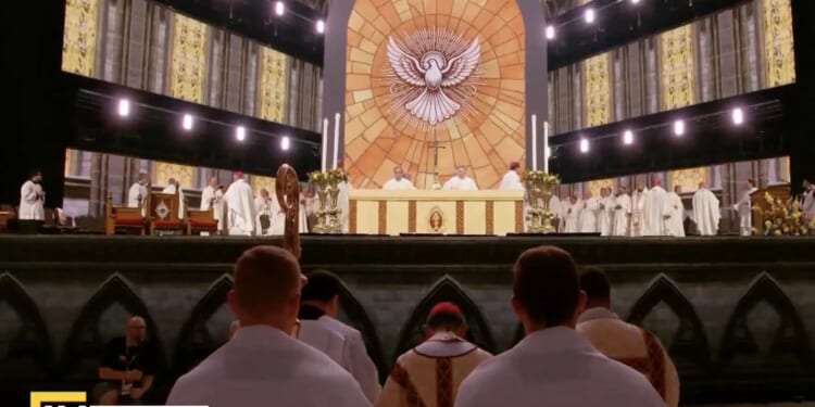 U.S. bishops say multimillion-dollar Eucharistic revival bore spiritual fruit
