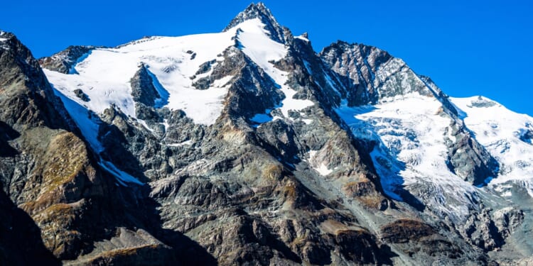 Veteran Becomes First Double Amputee to Summit the Highest Peak on Every Continent [WATCH]