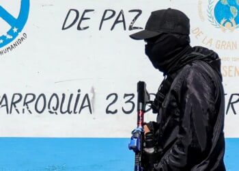 ‘Depart Immediately’: Armed Militias Hunting Americans In Venezuela, Embassy Warns