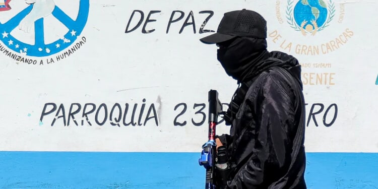 ‘Depart Immediately’: Armed Militias Hunting Americans In Venezuela, Embassy Warns