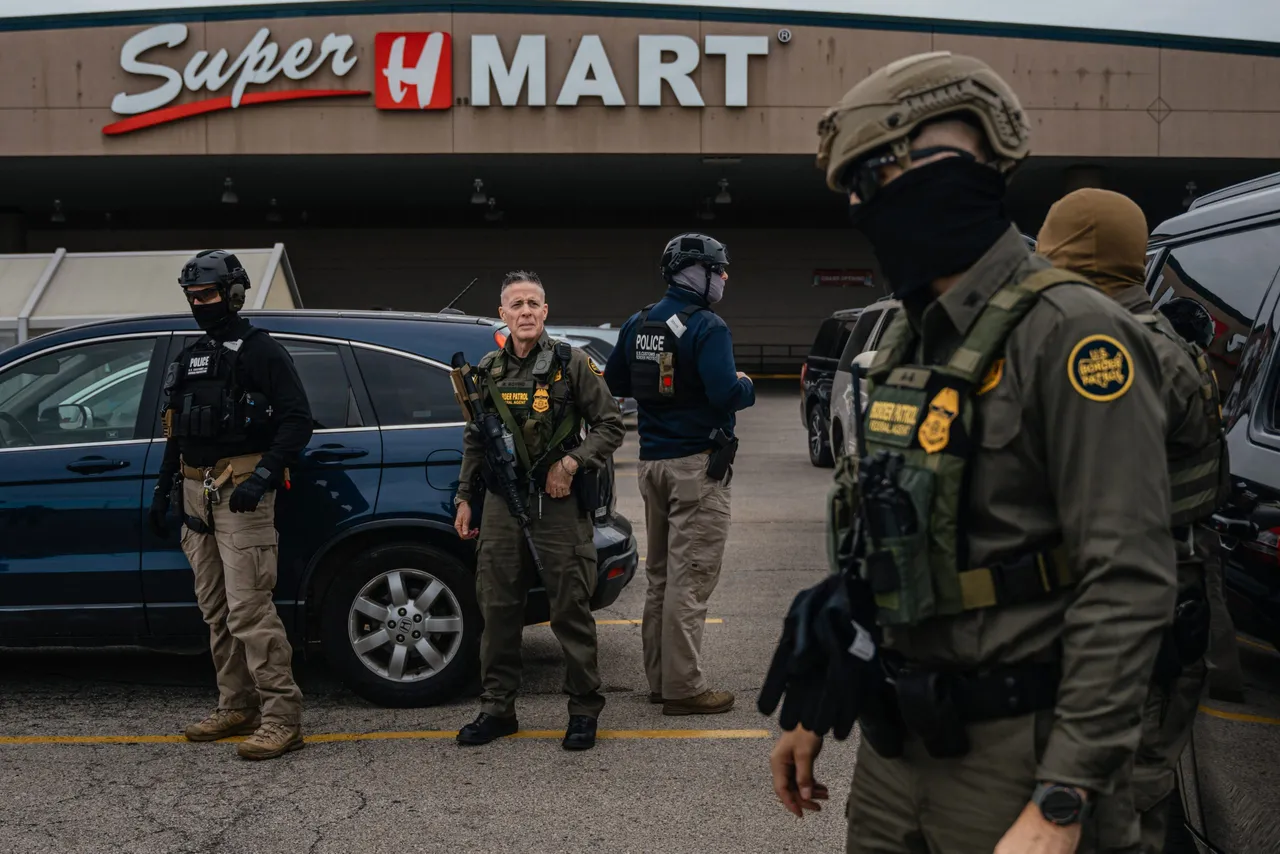 Chicago Celebrates Halloween Amid Increased ICE Activity