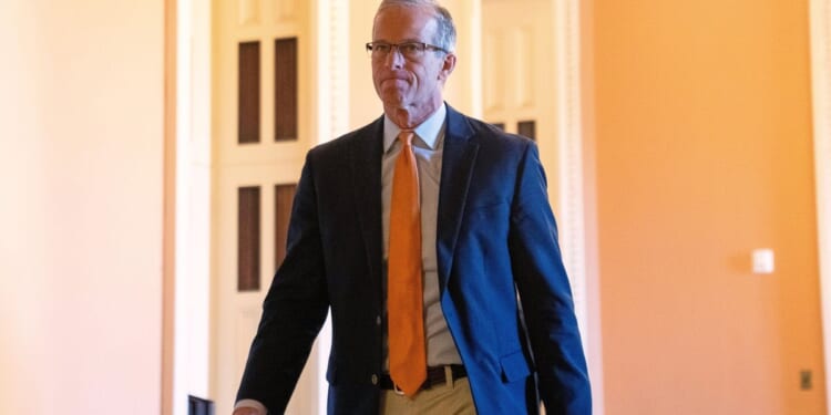 Trump, congressional leaders urge against prolonged shutdown over voter ID bill