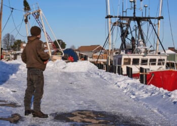 Fishing boat sinks in frigid waters off Massacusetts, claims 7 lives
