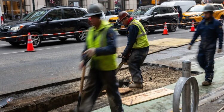 Vast Majority Of Americans Think ‘Stigma’ Around Blue-Collar Work Is Declining: POLL