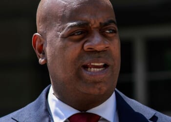 Newark Mayor Ras Baraka says ICE operation caused multi-vehicle crash with injuries