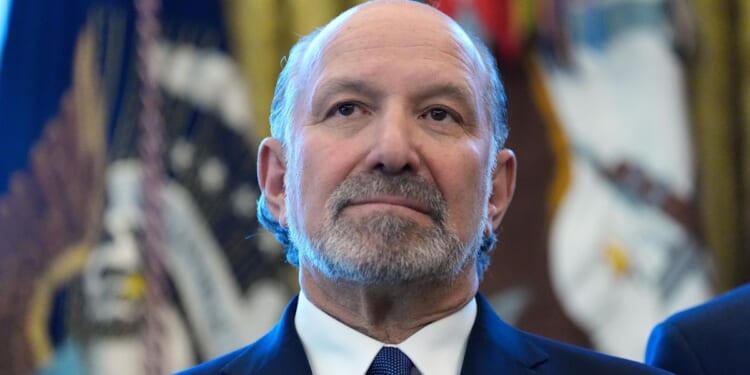 Howard Lutnick, commerce chief, meets with Indian trade official after Supreme Court tariff ruling