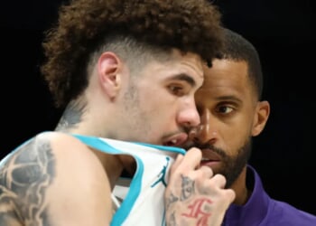Hornets’ LaMelo Ball, Charles Lee Smash Heads In Scene That Will Make You Cringe In Pain
