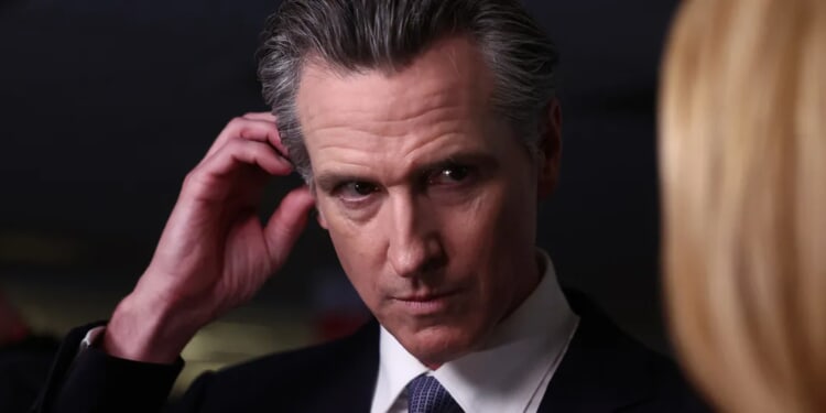 LAPD Says It Will Not Enforce Gavin Newsom’s Mask Ban For ICE Agents