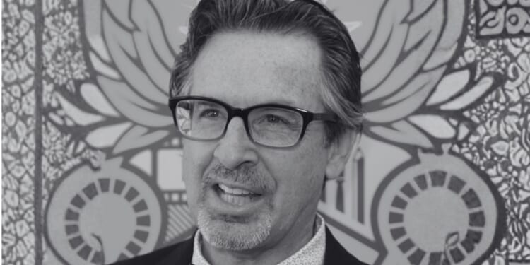 Martha Plimpton Pays Tribute to Revenge of the Nerds Star and Uncle, Robert Carradine