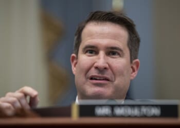 Rep. Seth Moulton Brought an Illegal Alien Teen to the State of the Union as His Guest – Twitchy