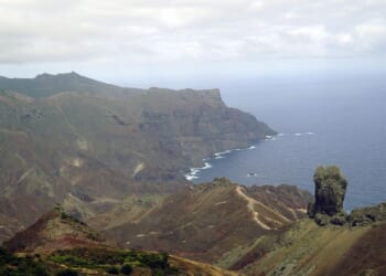 Men leaving women behind on hikes: Inside the 'Alpine Divorce' phenomenon