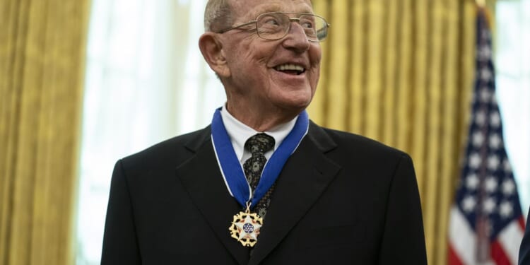 Lou Holtz's storied career in 7 defining chapters