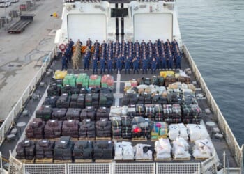 Fight drug cartels or U.S. will act on its own