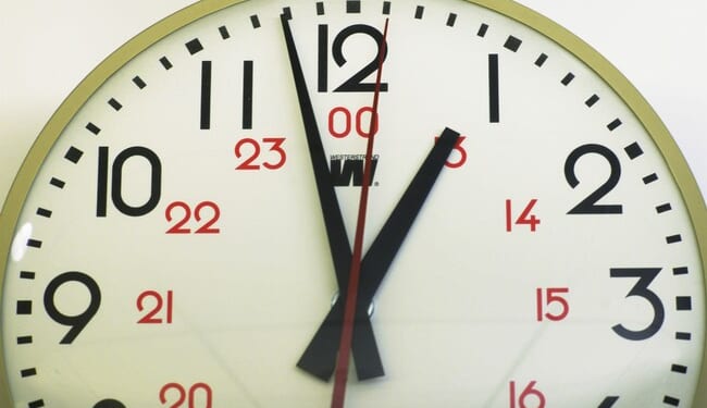 Sen. Ashley Moody Is for Not Touching the Clock, Suggests Legislation – Twitchy