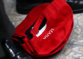 Democrats Exploit Growing Rift In Trump’s MAHA Coalition