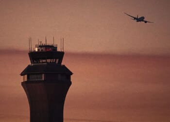 Authorities investigating close call between Alaska Airlines and FedEx planes landing at Newark