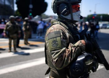 Trump threatens to send ICE to airports if DHS isn’t funded