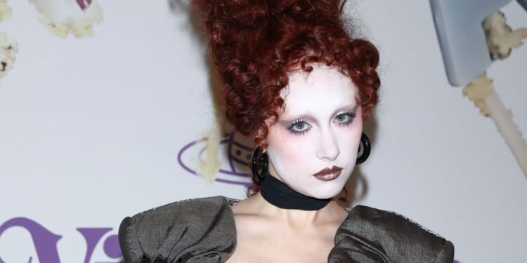 Chappell Roan pushes back after soccer star Jorginho alleges his daughter was mistreated