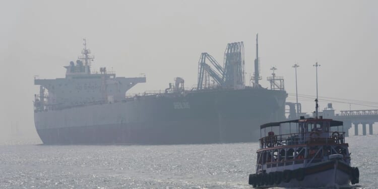 U.S., Iran trade escalation threats over power plants, Strait of Hormuz