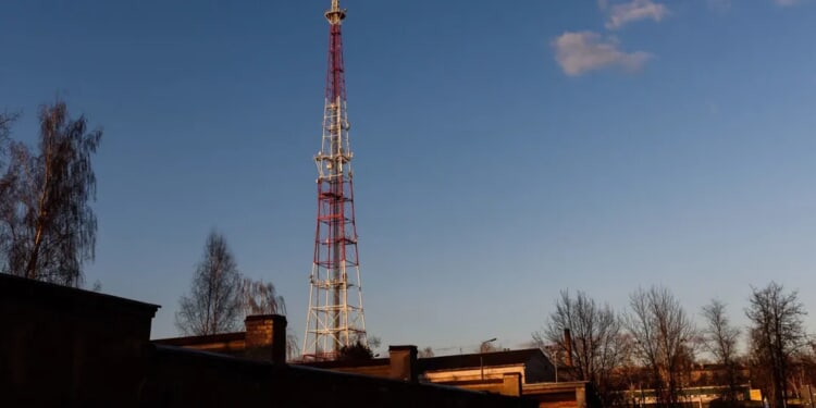 Every High School Student In Latvia Forced To Learn How To Use Gun