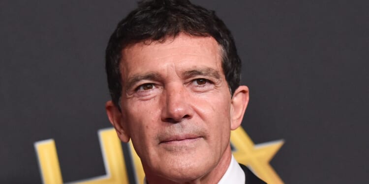 Antonio Banderas Opens Up About Leaving Hollywood Life Behind [WATCH]