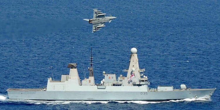 Bob Seely: Starmer's standing by his principles and defending them, but he's confused and not defending us