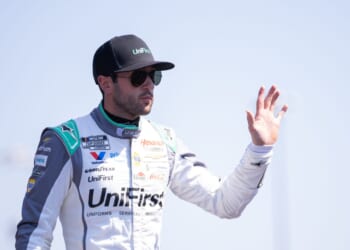 Chase Elliott Snags Martinsville Win as Cook Out 400 Turns Into a Classic Short Track Scrap