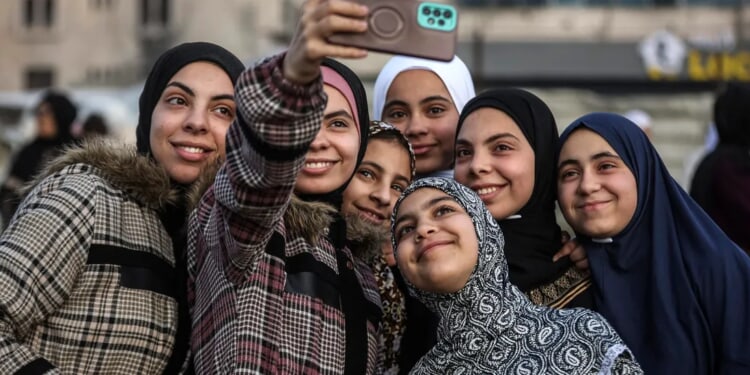 Child Marriages Spike In Gaza Amid ‘Struggle To Survive,’ UN Says