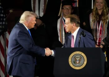 Donald Trump Hosts College Sports Roundtable, Promises Executive Order as Leaders Push for National NIL Rules