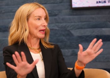 Far-Left Podcaster Screams "F**k ICE, F**k Trump!" While Grabbing Gay Trophy [WATCH]