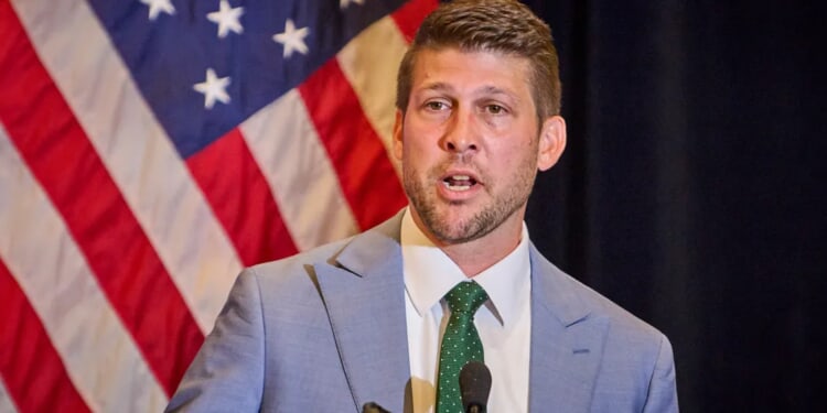 Florida AG Hammers NFL’s Rooney Rule As ‘Discrimination,’ Threatens Legal Warfare In Roger Goodell Letter